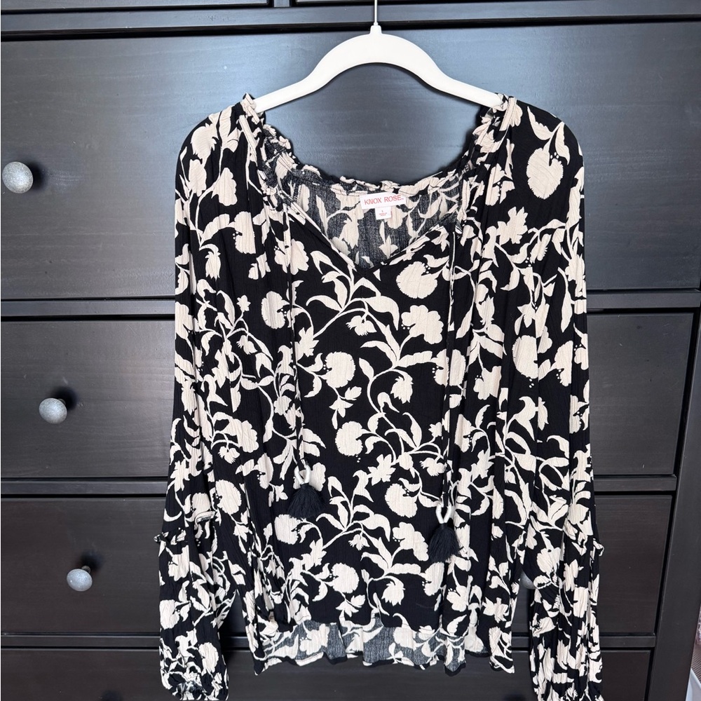 Floral Black and White Women's Top